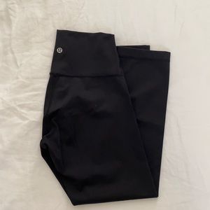 Lululemon cropped leggin size 4
